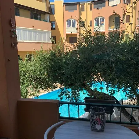 La Marina With Pool *